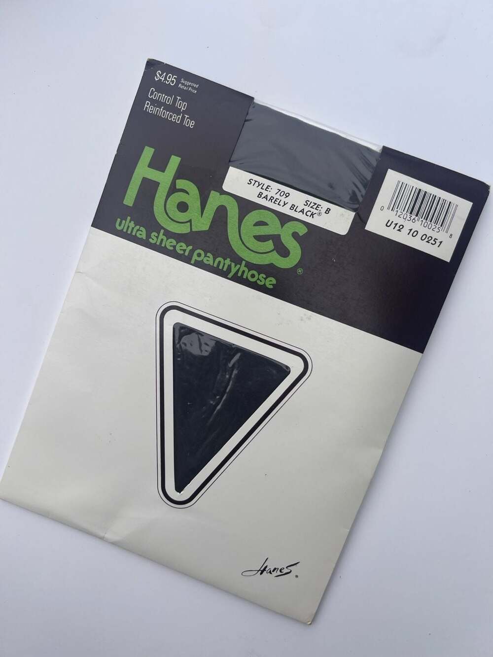 Hanes Ultra Sheer Pantyhose, Style 709, BARELY BLACK, Size B